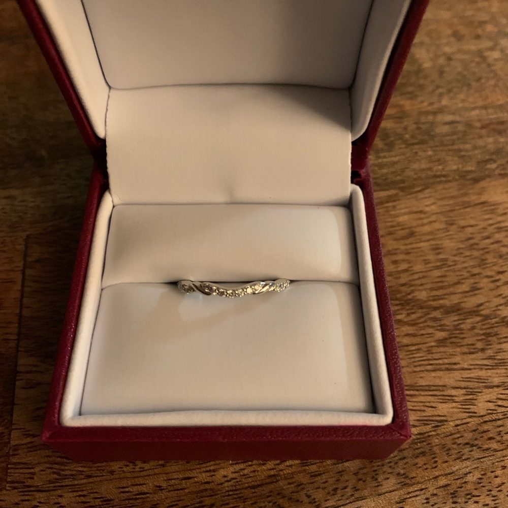 White Gold Womens Diamond Wedding Band